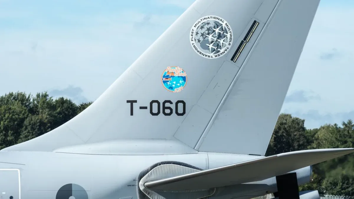 Erdoğan, NATO Zirvesi'nde Liderlere Silah Hediye Etti