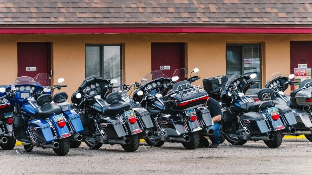 Motosiklet eğitmeni trafik kazasında hayatını kaybetti