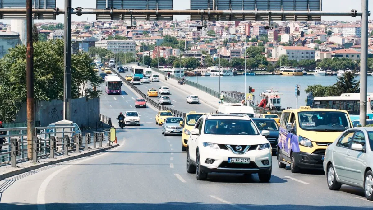15 Temmuz Şehitler Köprüsü'nde Trafik Durumu Değişti