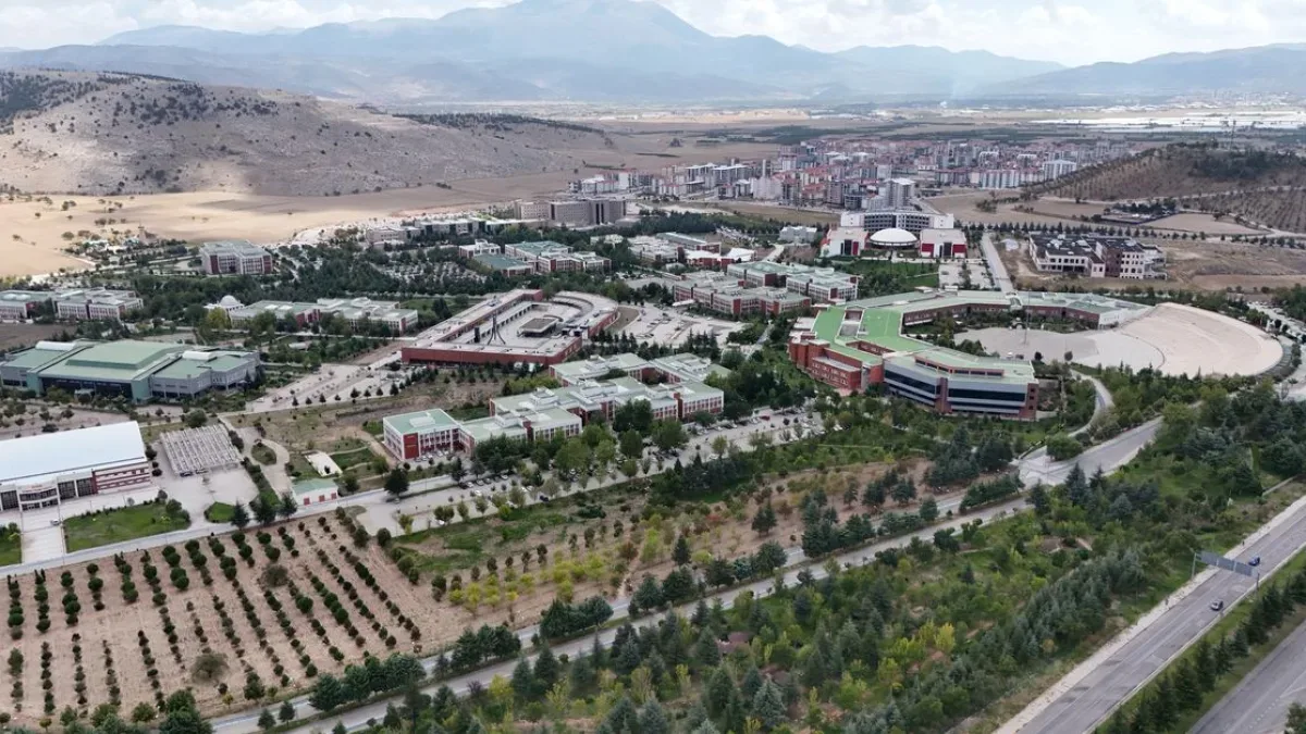 Öğrenci cinayetinin şok edici detayları: Ceset öğretim görevlisinin evinde bulundu